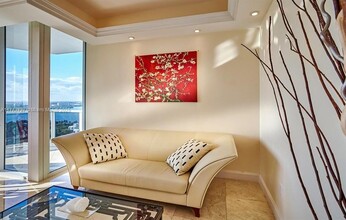 10225 Collins Ave, Unit 1703 in Bal Harbour, FL - Building Photo - Building Photo