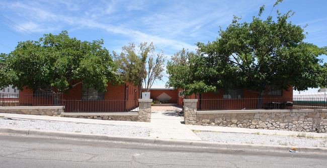 1214 N Virginia St in El Paso, TX - Building Photo - Building Photo