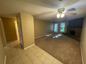 5633 Bluebird Ct in Fort Wayne, IN - Building Photo - Building Photo