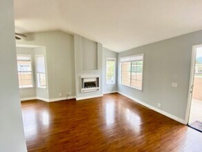 1 Vía Pariente in Rancho Santa Margarita, CA - Building Photo - Building Photo