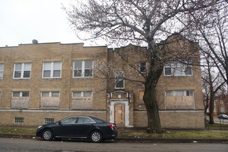 2719-2723 W 66th St in Chicago, IL - Building Photo - Building Photo