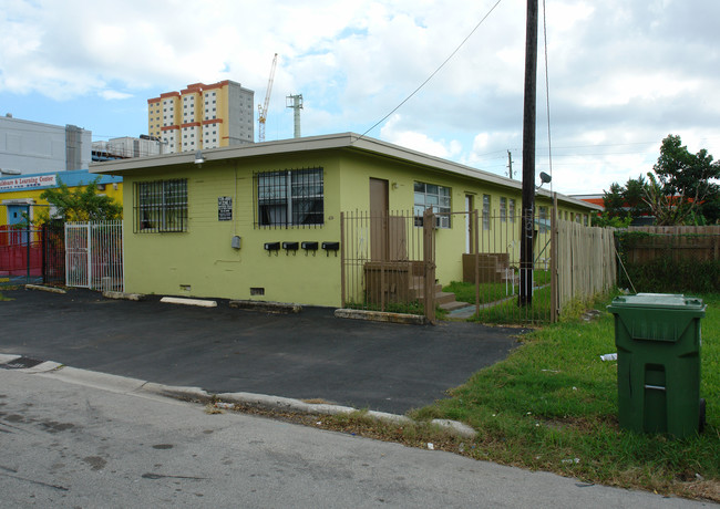 60 NE 80th Ter in Miami, FL - Foto de edificio - Building Photo