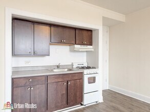 3333 W Diversey Ave in Chicago, IL - Building Photo - Building Photo