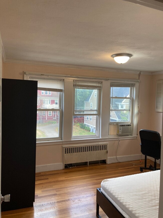 61 Gordon St, Unit 2 in Boston, MA - Building Photo - Building Photo