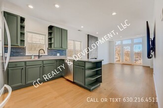 2413 W Haddon Ave-Unit -Unit 2 , Unit 2 in Chicago, IL - Building Photo - Building Photo
