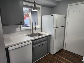 1029-1029 Raffon Ct SE in Salem, OR - Foto de edificio - Building Photo