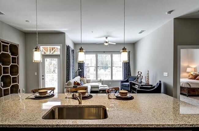 1824 Defoor Ave NW in Atlanta, GA - Building Photo - Building Photo