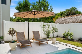 7102 Rockwood Rd in Jupiter, FL - Building Photo - Building Photo