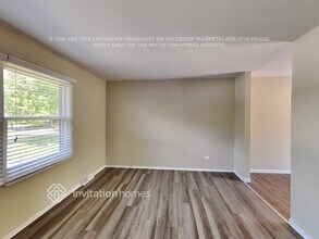 671 Krenz Ave in Cary, IL - Foto de edificio - Building Photo