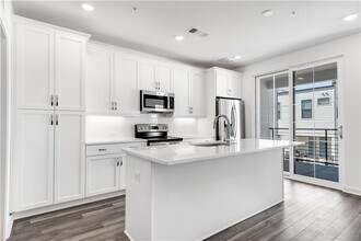 501 Burton Dr in Alpharetta, GA - Building Photo - Building Photo
