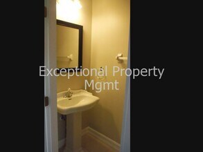 1917 SW 51st Ter in Cape Coral, FL - Building Photo - Building Photo