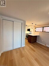 5 Fisher Crescent in Hamilton, ON - Building Photo - Building Photo