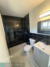 610 NE 37th St in Pompano Beach, FL - Building Photo - Building Photo