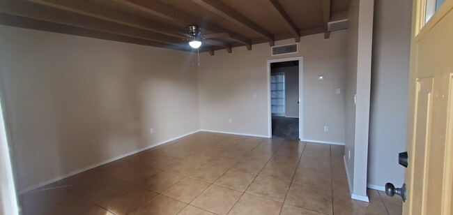 4441 E Pima St, Unit #1 in Tucson, AZ - Foto de edificio - Building Photo