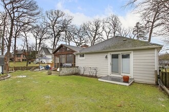 642 Agaming Rd in Fontana-on-Geneva Lake, WI - Building Photo - Building Photo