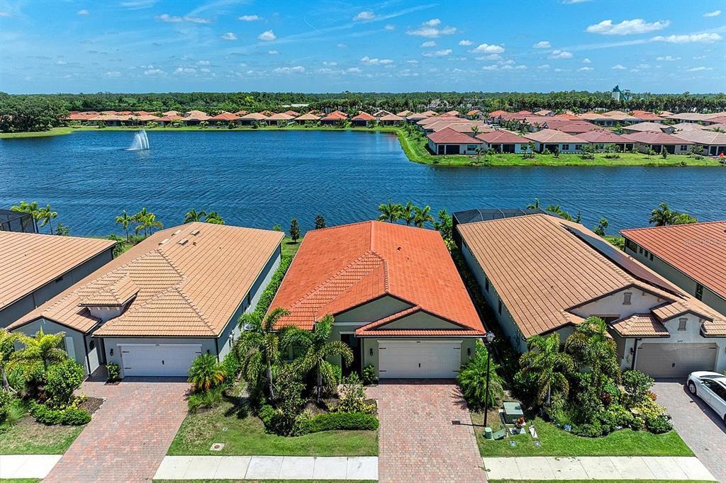 244 Villoresi Blvd in Nokomis, FL - Building Photo