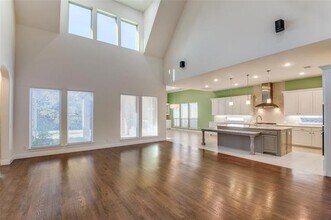 8127 Shackelford Dr in Frisco, TX - Building Photo - Building Photo