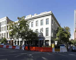 Canal Bank Apartments in New Orleans, LA - Building Photo