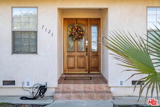 7121 Arizona Ave in Los Angeles, CA - Building Photo - Building Photo