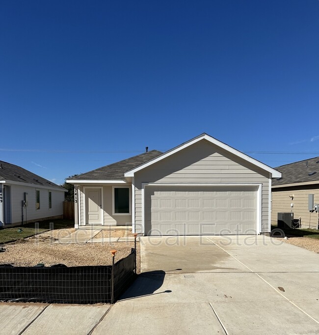 1413 White Willow in Canyon Lake, TX - Foto de edificio - Building Photo