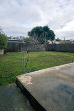 1370 Hollyburne Ave in Menlo Park, CA - Building Photo - Building Photo