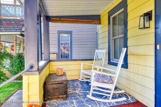13 Pilgrim Pathway in Ocean Grove, NJ - Foto de edificio - Building Photo