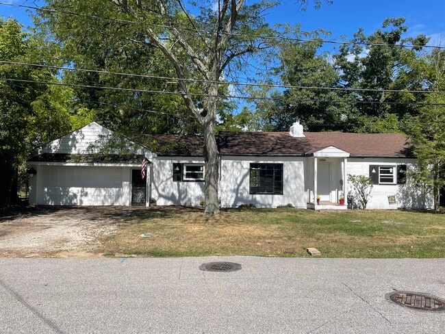 property at 35949 Hiawatha Blvd