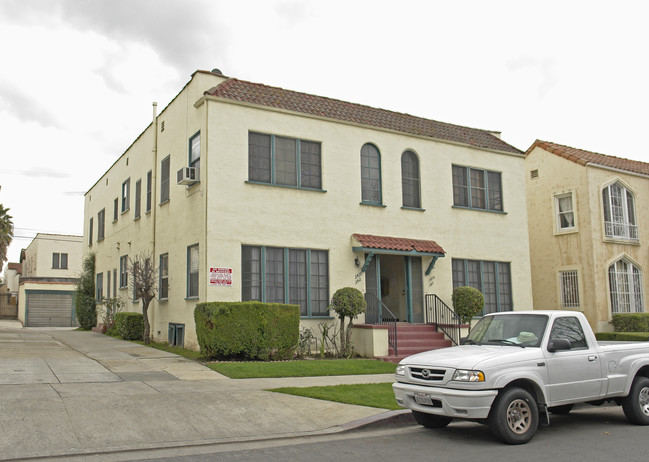 340 N Orange Grove Ave in Los Angeles, CA - Building Photo - Building Photo