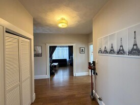 72 Arlington Ave, Unit S1 in Revere, MA - Building Photo