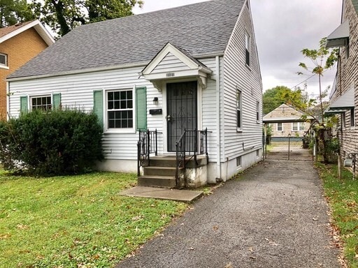 property at 2121 Algonquin