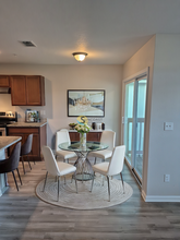 9085 Western Way in Jacksonville, FL - Building Photo - Building Photo