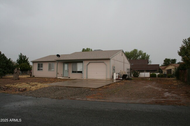 8901 E Waco Ct in Prescott Valley, AZ - Building Photo - Building Photo