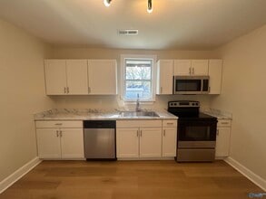 220 8th Ave NW in Decatur, AL - Building Photo - Building Photo