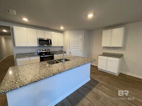 10817 Northern Dancer Ct in Daphne, AL - Building Photo - Building Photo