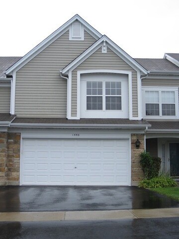 property at 1553 E Baronet Ln