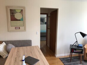 1880 Commonwealth Ave, Unit 16 in Boston, MA - Building Photo - Building Photo