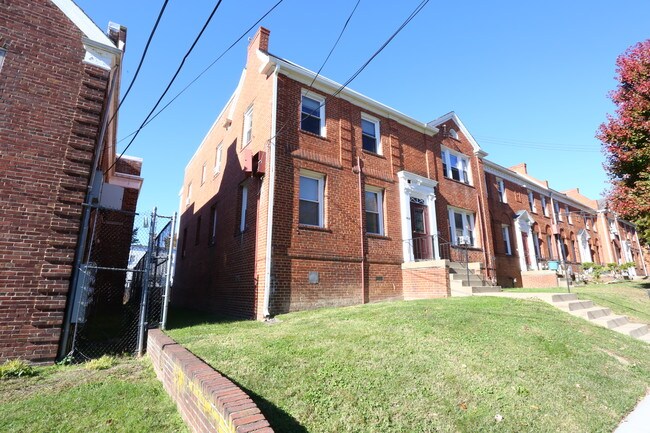 4012 8th St NE in Washington, DC - Building Photo - Building Photo