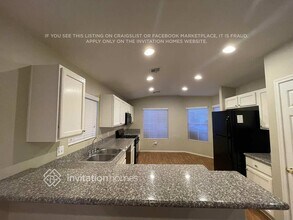 285 Mayberry St in Henderson, NV - Building Photo - Building Photo