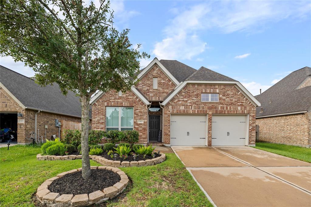 13806 Wood Shadow Ln in Pearland, TX - Building Photo