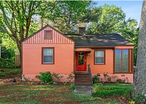 1776 Fairway Hill Dr SE in Atlanta, GA - Building Photo