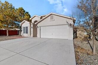 3212 Ocate Meadows Ct NE in Rio Rancho, NM - Building Photo - Building Photo