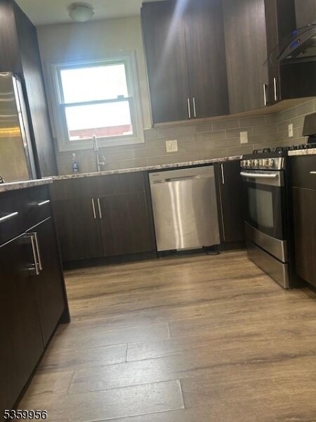 19 Henry St in Edison, NJ - Building Photo - Building Photo