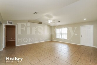 1029 Butler St E in Lehigh Acres, FL - Building Photo - Building Photo