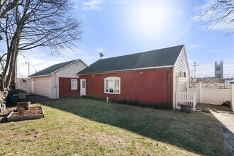 486 Washington St in Norwood, MA - Building Photo - Building Photo