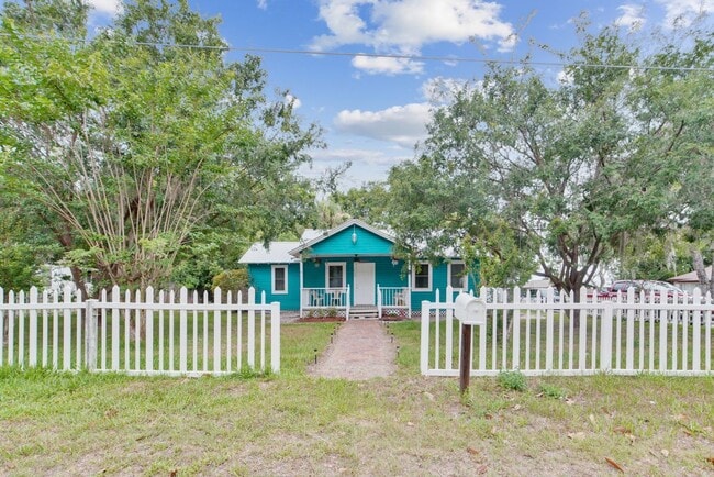 property at 1138 NE 9th Ave