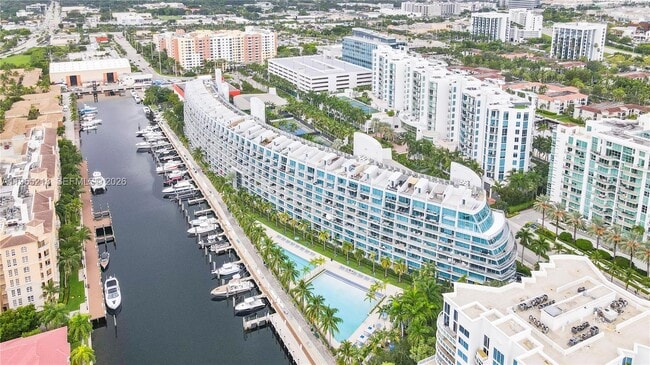 2950 NE 188th St in Aventura, FL - Building Photo - Building Photo