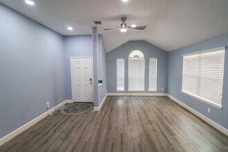 1023 Aster Rd in Missouri City, TX - Building Photo - Building Photo