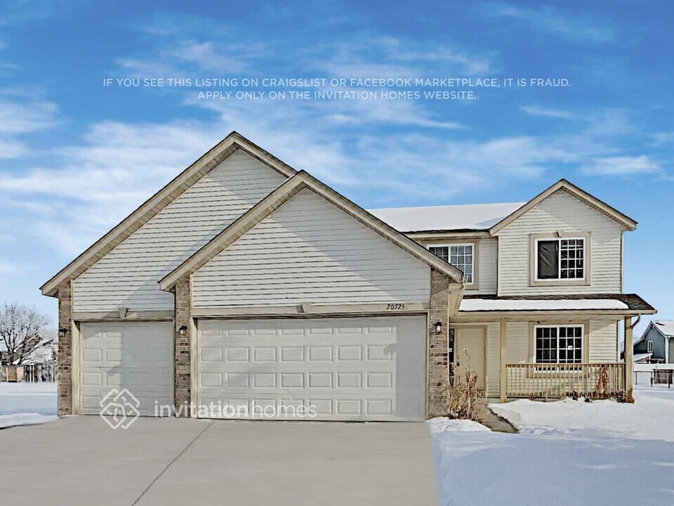 20725 Grafton Ave N in Forest Lake, MN - Building Photo