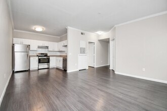 11355 Richmond Ave. in Houston, TX - Building Photo - Building Photo