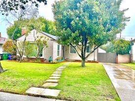 8028 Stewart Ave in Los Angeles, CA - Building Photo